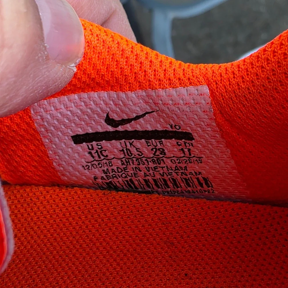 Nike Mercurial Vapor 12 Club MG Neon Orange White AH7351-801 Kids 11C